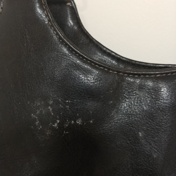 Pink and black purse with Letter J on it - Picture 4 of 5